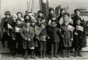 immigrant-children-flag